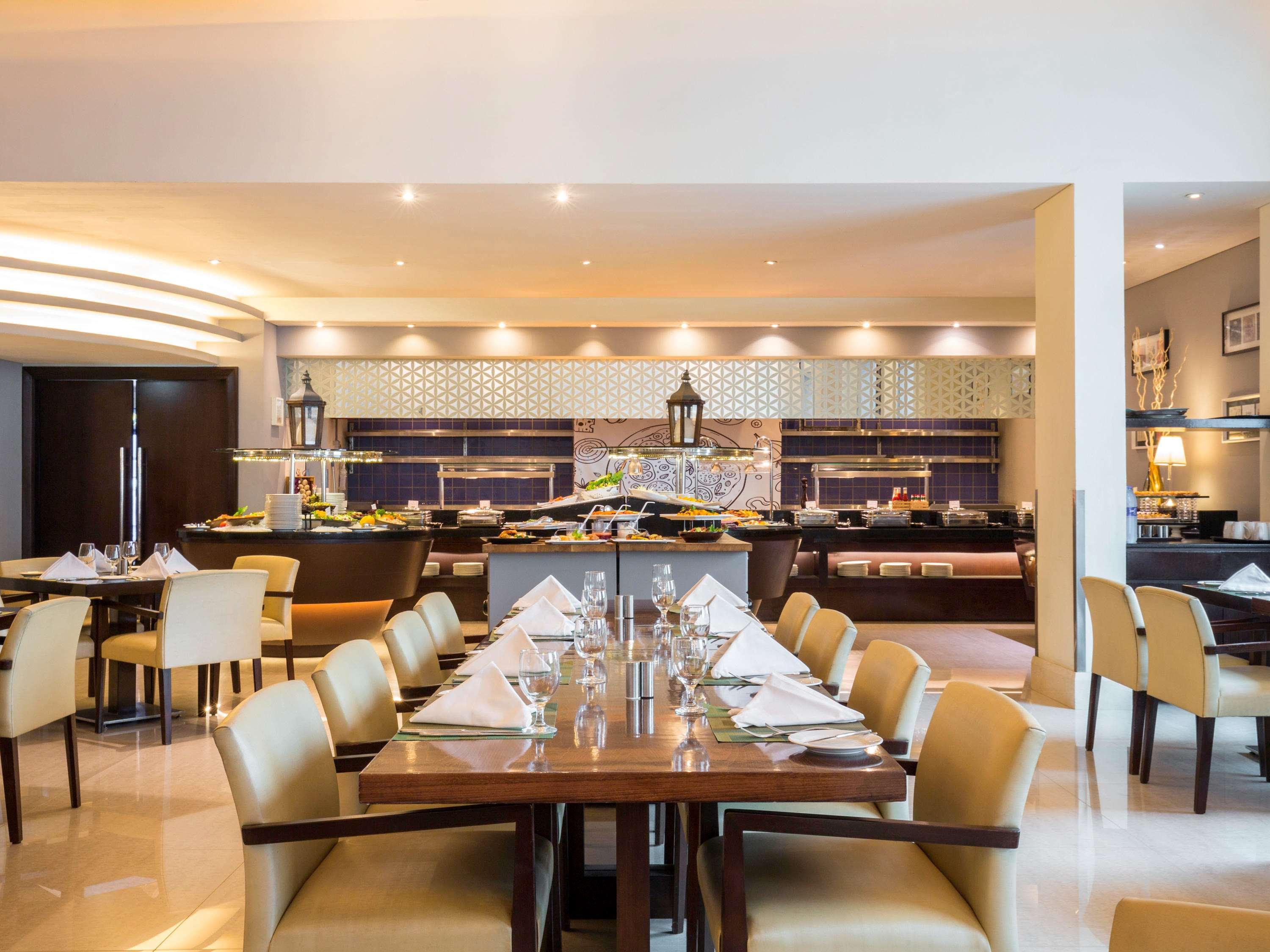 Novotel Deira Creekside 4* Дубай