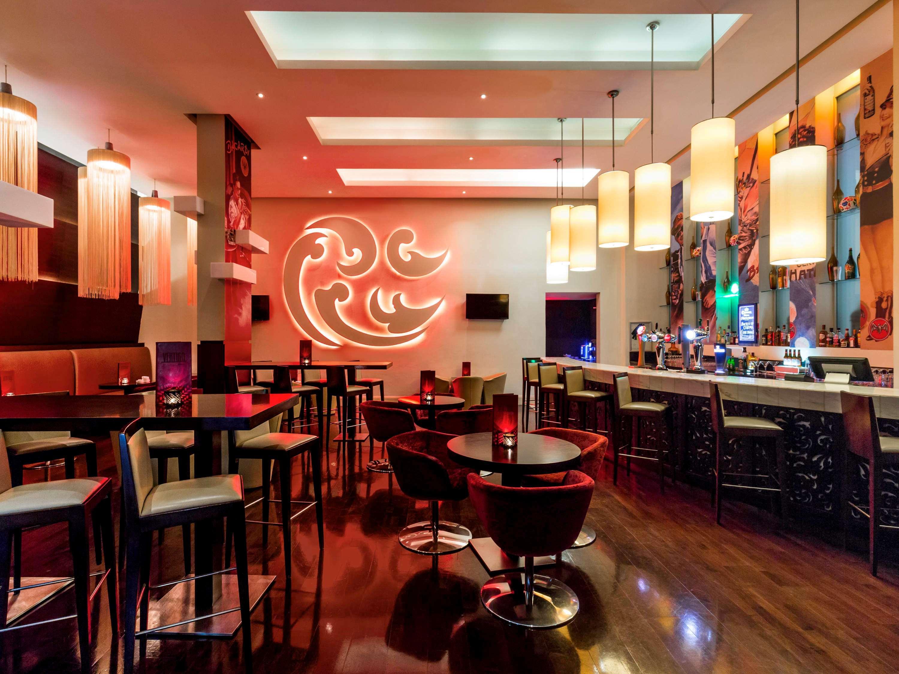 Novotel Deira Creekside Отель 4*